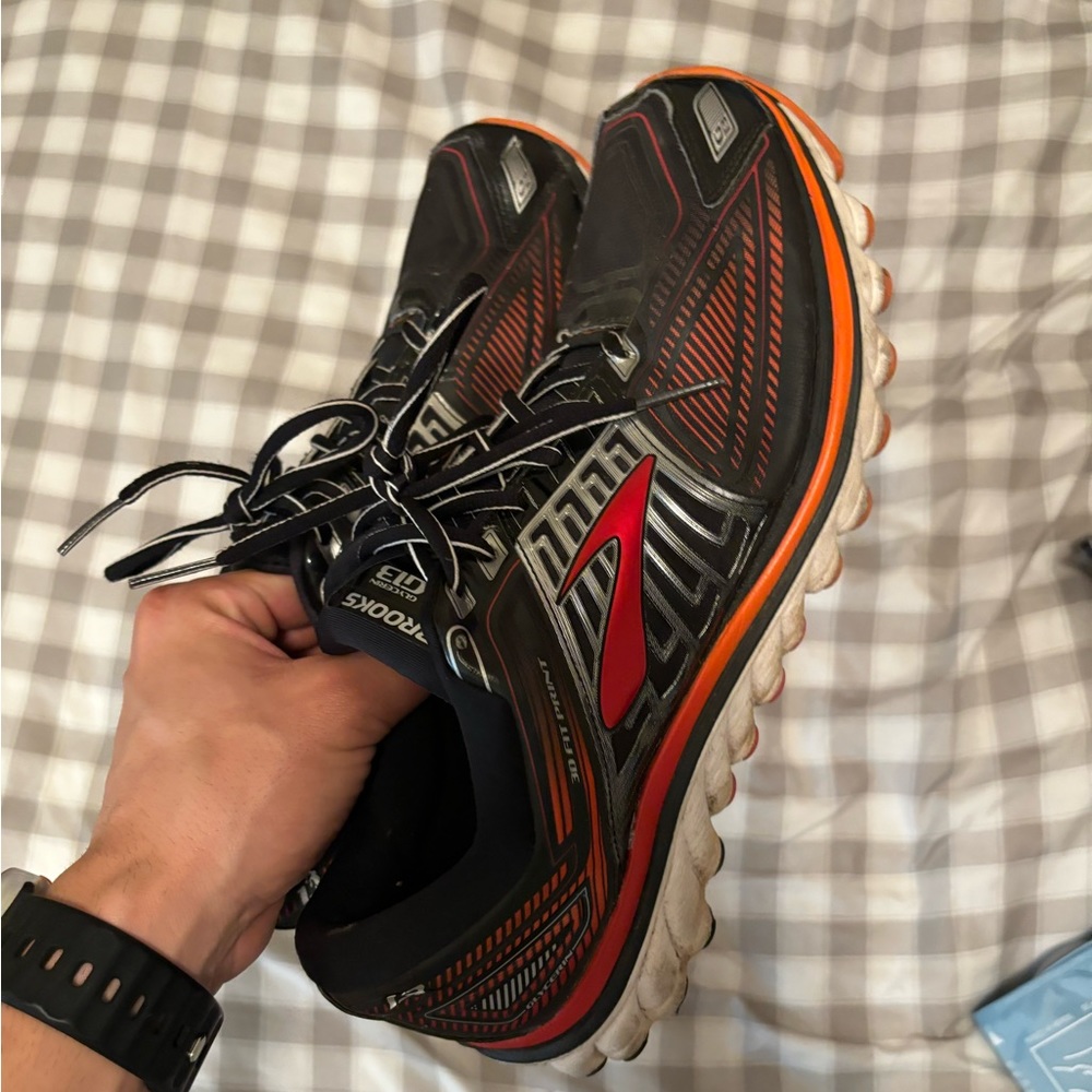 Brook shoes size 12